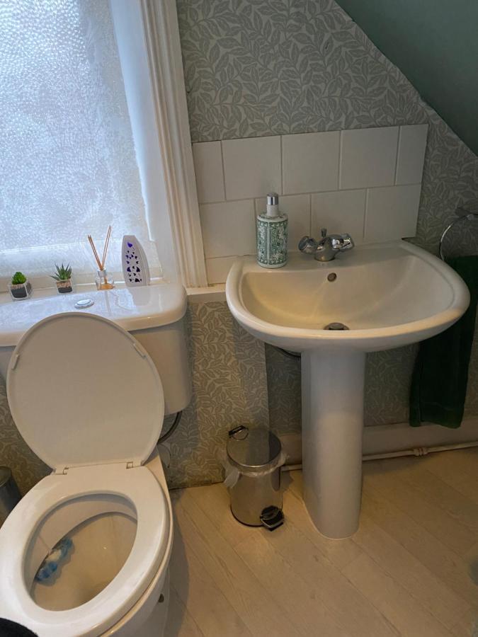 Whitchurch Shropshire Town Duplex Flat ภายนอก รูปภาพ