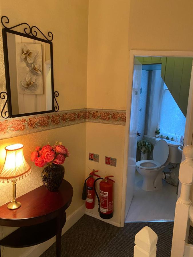 Whitchurch Shropshire Town Duplex Flat ภายนอก รูปภาพ